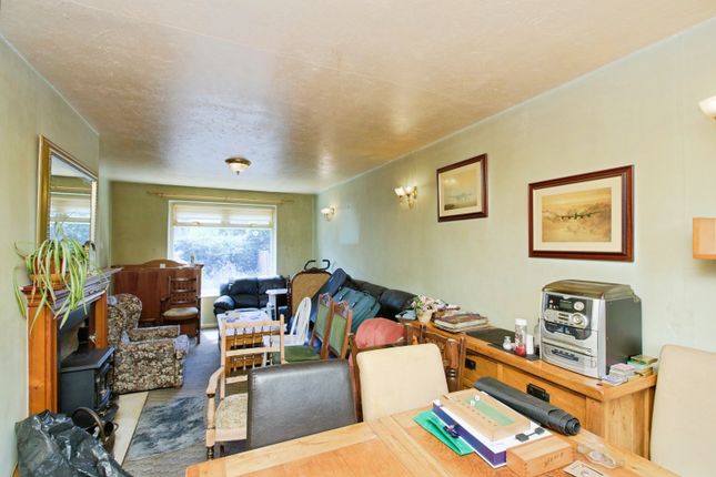 132, Westbourne Park, Mackworth photo 2