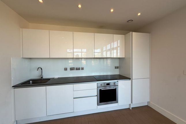 Flat 23, Lock House, Newbury photo 2