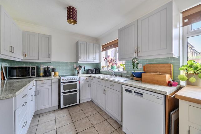 23, Morston, Sherborne photo 3