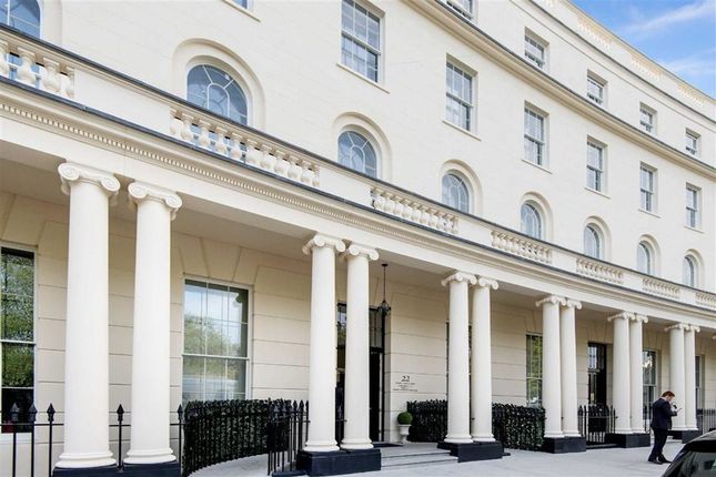 Flat for sale in Park Crescent, London
