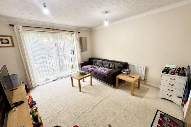 38, Charles Street, Croydon photo 4