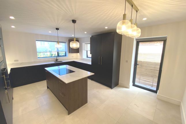 105, Mount Pleasant Lane, St Albans photo 3