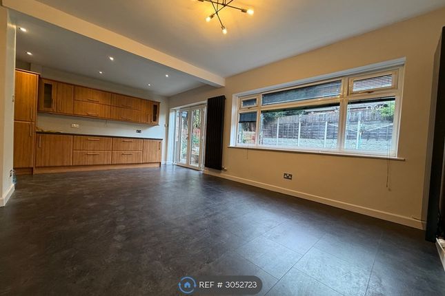Park Lane, Whitefield, Manchester photo 4