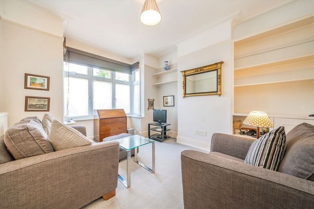 34, Trent Avenue, London photo 4