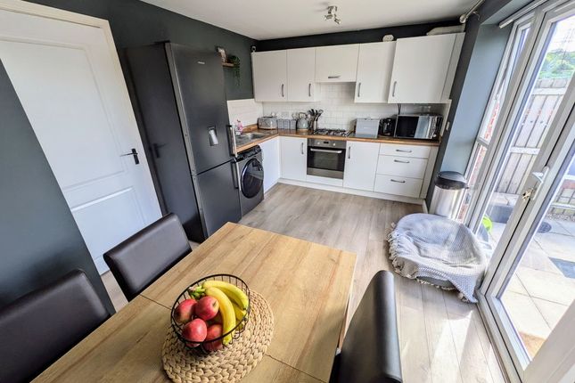 54, Addison View, Blaydon-On-Tyne photo 2