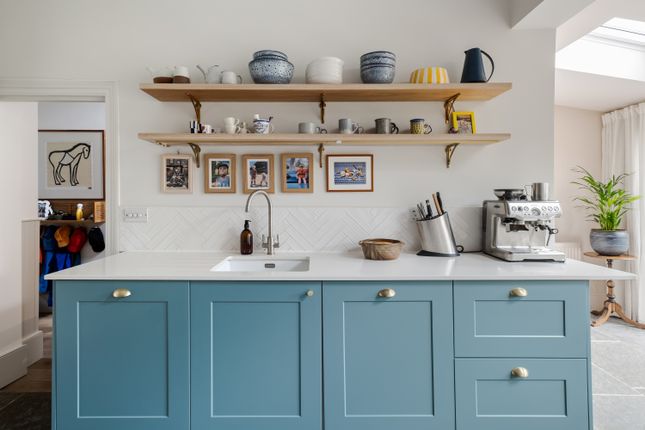 54, Milton Grove, London photo 4