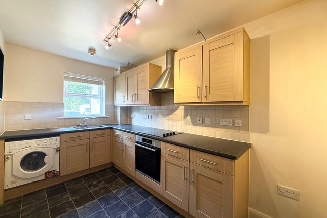 2, Farsley Beck Mews, West Yorkshire photo 2