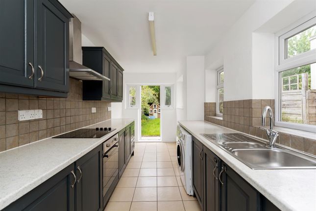 5, Dangan Road, Wanstead photo 3