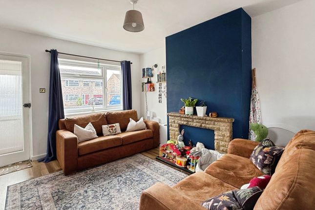 16, Hollis Way, Trowbridge photo 4
