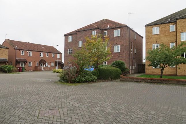 Thumbnail Flat for sale in Foxton Way, Brigg