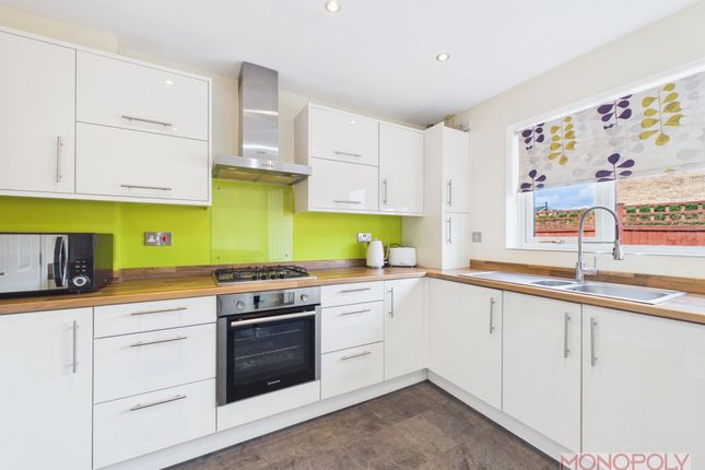 5 Taunton Way Llwyn Onn Park, Wrexham photo 2