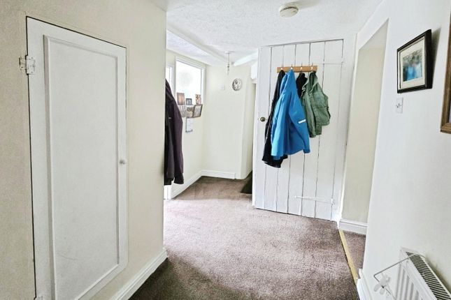 Doverte Cottage, Park Lane, Dursley photo 3