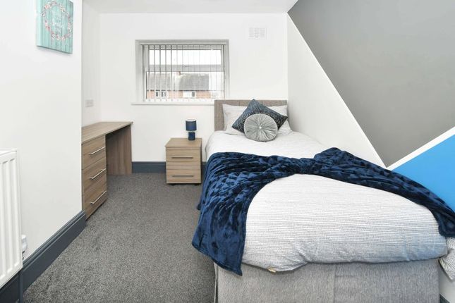 Shared accommodation to rent in Chiltern Place, Newcastle-Under-Lyme