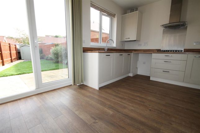 23, Shubb Leaze, Bristol photo 5