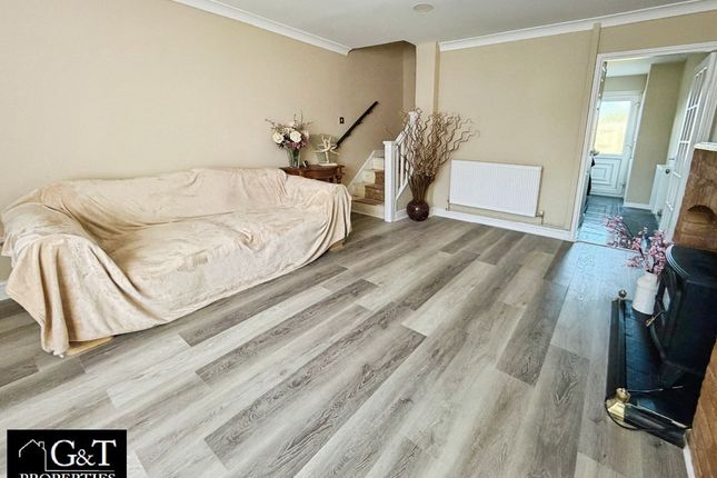 82 Chichester Avenue, Dudley photo 3