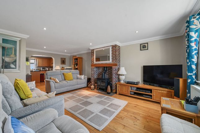 Kendall Cottage, 5, School Road, Halstead photo 2