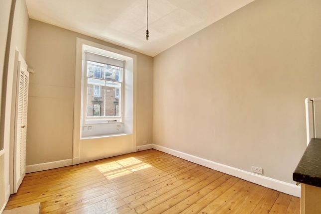 Thumbnail Flat to rent in Dalmeny Street, Leith Walk, Edinburgh