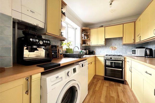 42, Sirius Close, Wokingham photo 3