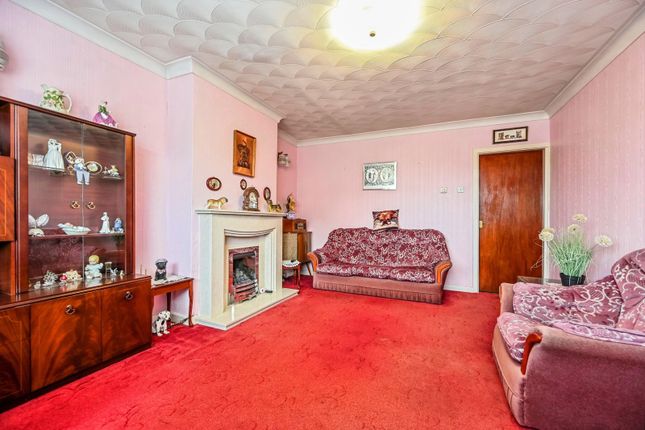 15, Monks Close, Liverpool photo 3