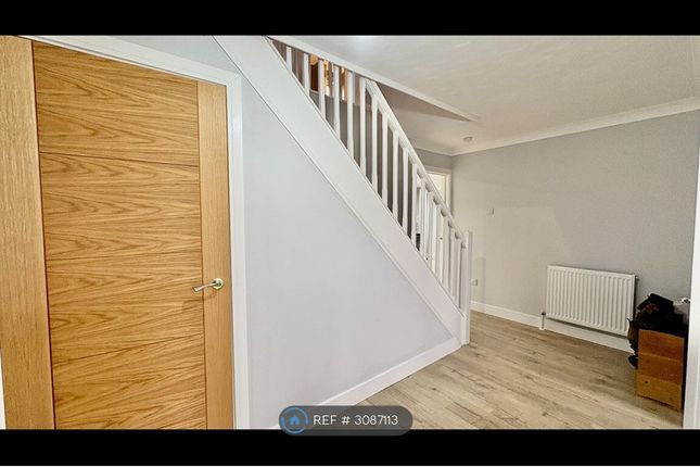Long Buckby, Northampton photo 2