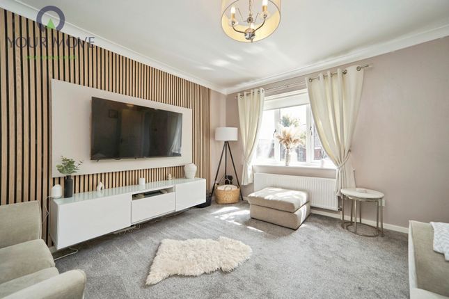 21, Highoak Garth, Keighley photo 4