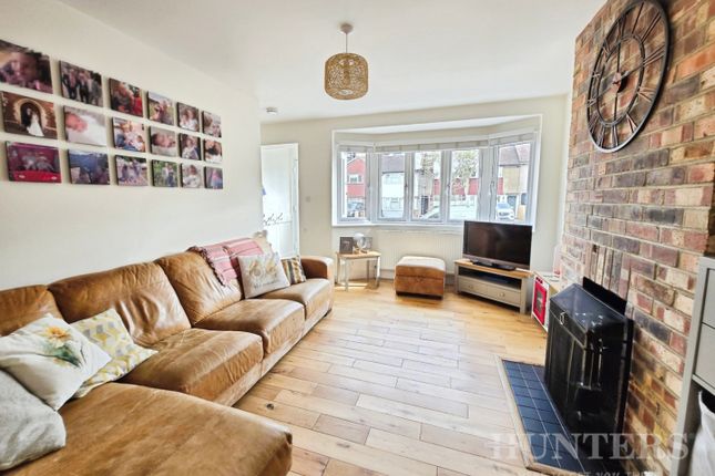 88, Arlington Drive, Carshalton photo 3