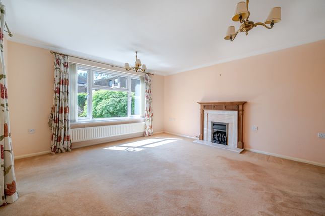 Flat 2, Clarefield Court, North End Lane, Sunningdale photo 4