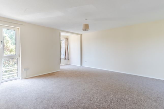 4 Severn Grange, Bristol photo 3