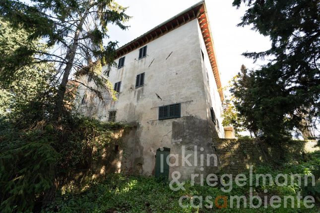 Country house for sale in Italy, Tuscany, Florence, Montespertoli