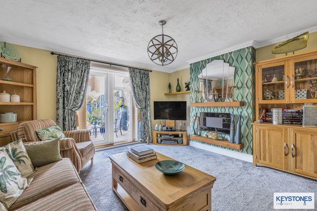 80, Hitchin Close, Romford photo 2
