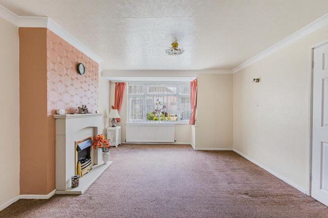 134, Cowper Crescent, Hertford photo 3