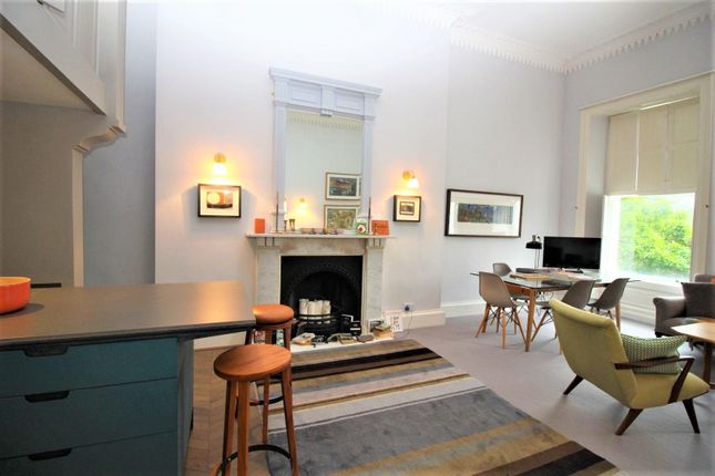 Flat 2, 35, Grosvenor Place, Bath photo 3