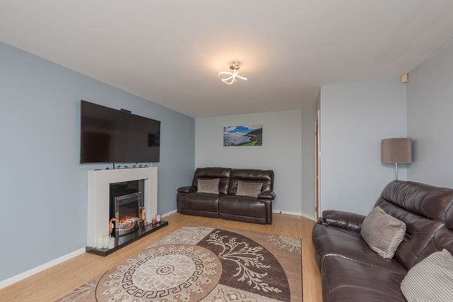6, Priam Grove, Walsall photo 4