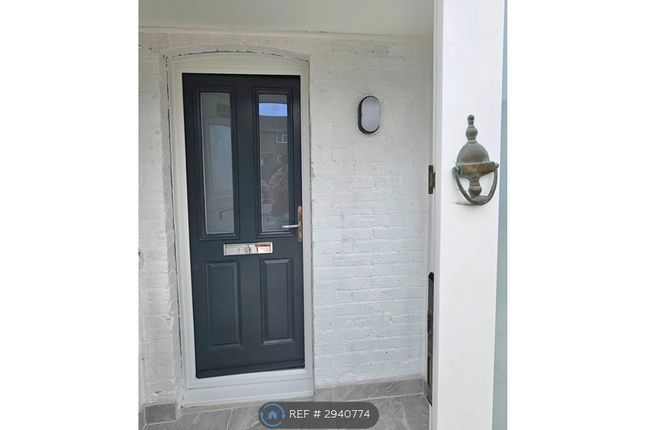 Oak Road, Sittingbourne photo 2