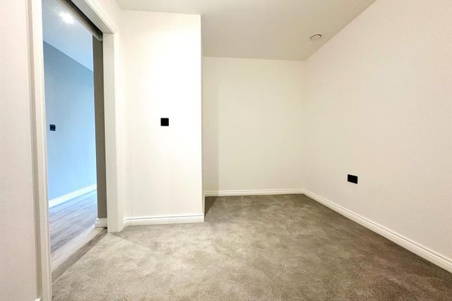 Thumbnail Flat to rent in Springwell Gardens, Springwell Road, Leeds