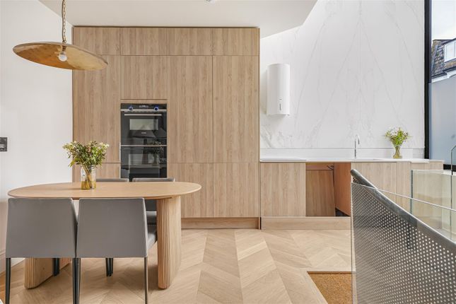 1B, Cortayne Road, London photo 3