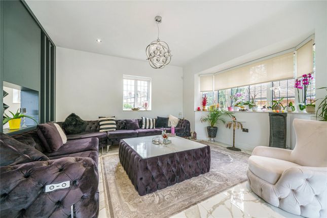 Detached house for sale in Sunset View, High Barnet, Hertfordshire
