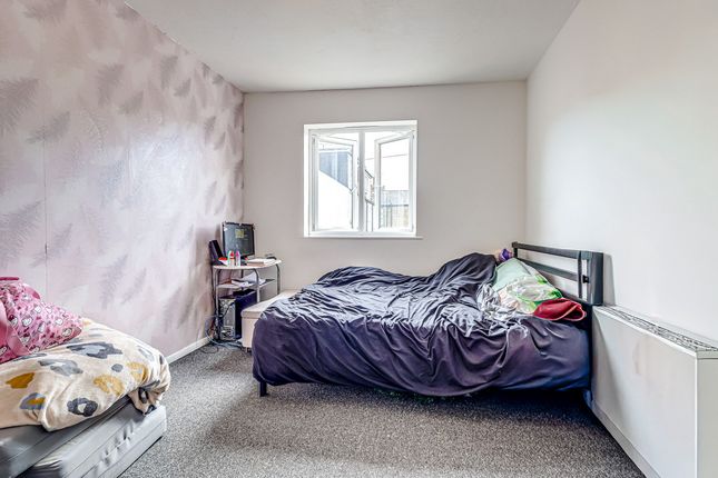 Flat Flat 10, Fairmead House, Fairmead Avenue, Westcliff-on-sea photo 4