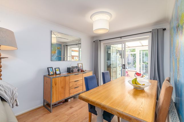 28, Heywood Way, Maldon photo 5