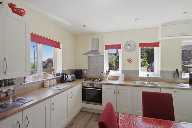 23, Private Drive, Chesterfield photo 4