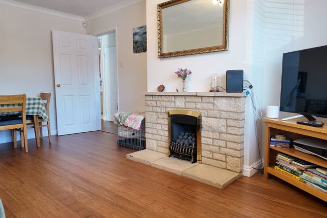 3, Rowan Close, Newton Abbot photo 2