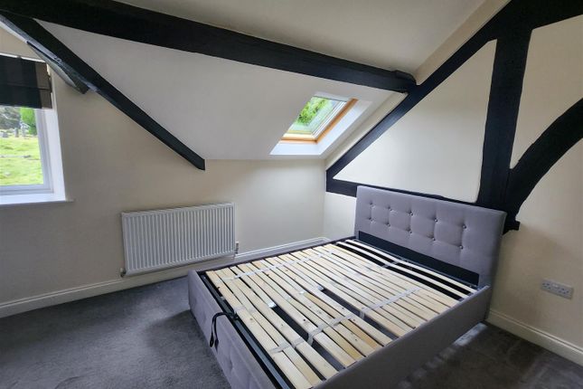 6, St Johns Mews, Cinderford photo 4