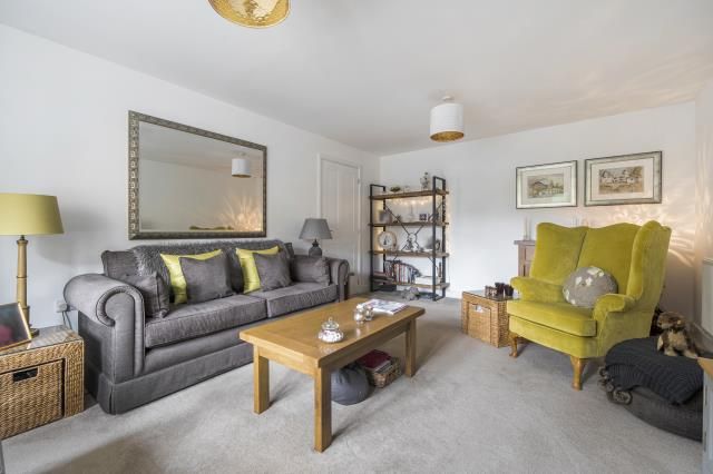 9, Blush Crescent, Carterton photo 4