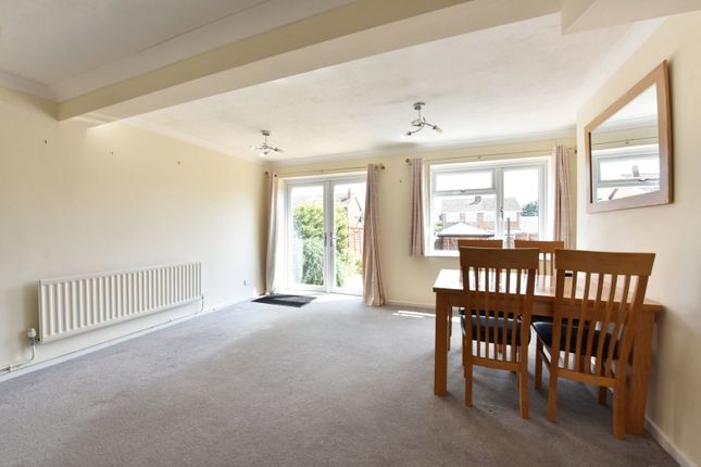 55, Burrows Road, Kingswinford photo 4