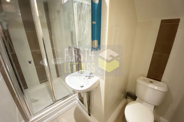 Flat 5 56, Knighton Fields Road East, Leicester photo 4