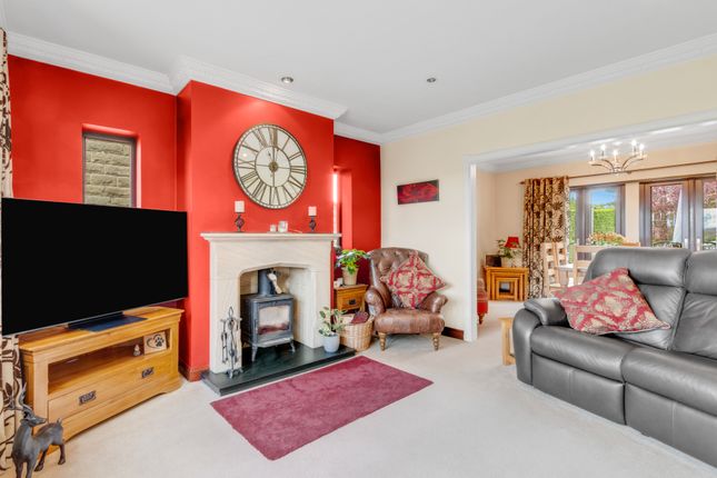 Clock Cottage 130, Kitson Hill Road, Mirfield photo 4