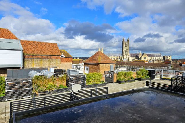 Flat for sale in Whitefriars Street, Canterbury