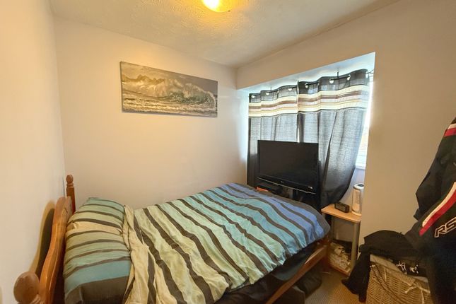23 Coventry Close, Tewkesbury photo 4