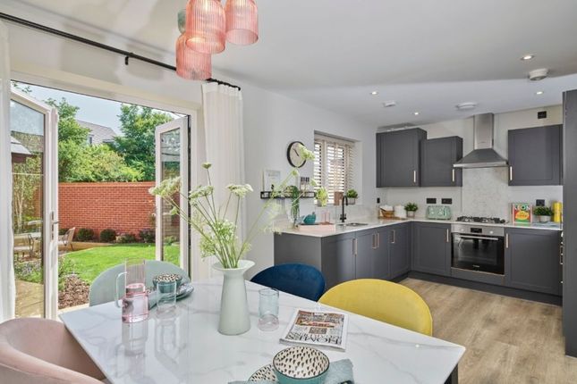 111, Toddington Road, Harlington photo 2