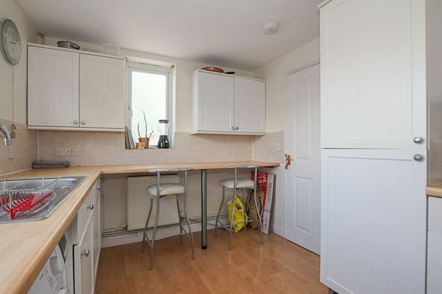 1a Bryanstone Close, Cheltenham photo 3